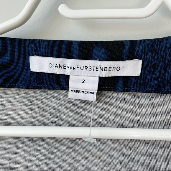 Diane Von Furstenberg Julian Two Mini 100% Silk Jersey Wrap Dress Size 2 - Picture 5 of 13